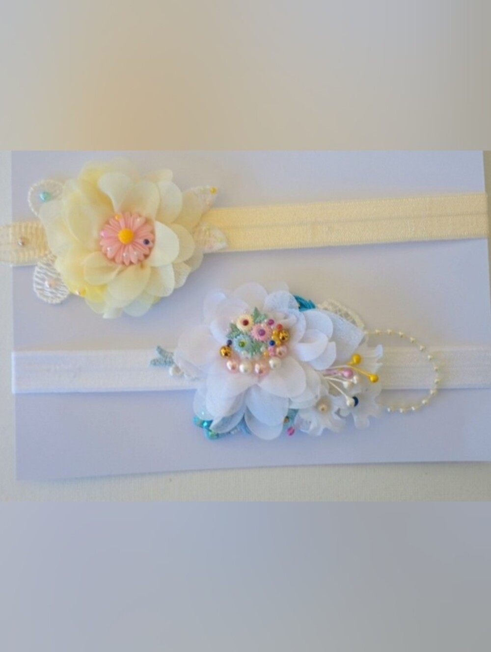 Floral Baby Headband- Cream and White (2)✨🎀 - Picture 5 of 7